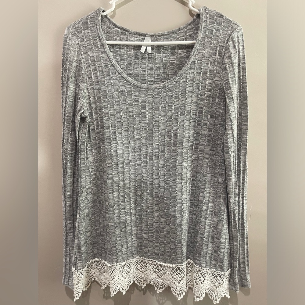 Vanity grey size small long sleeve blouse